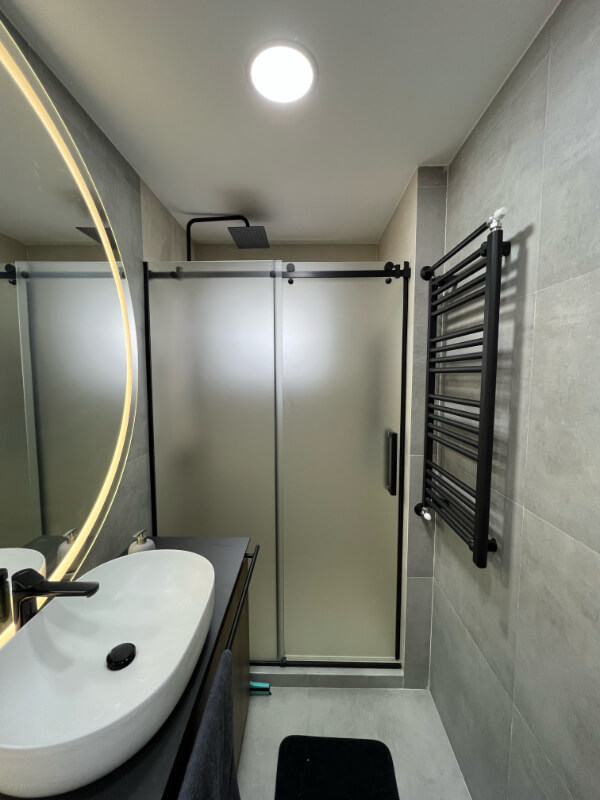 Linijske klizne kabine